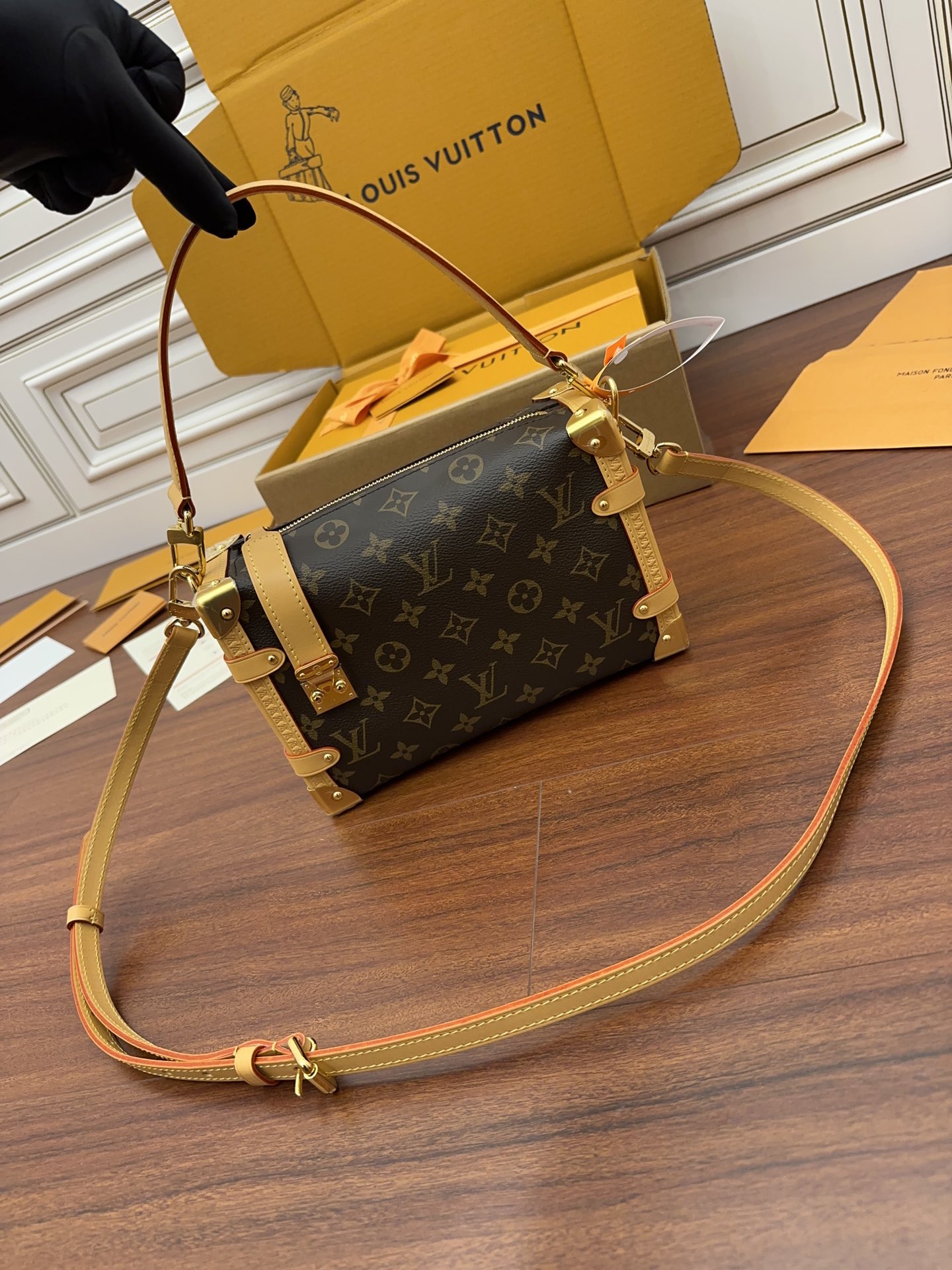 Túi Đeo Chéo Nữ Side Trunk MM 46358