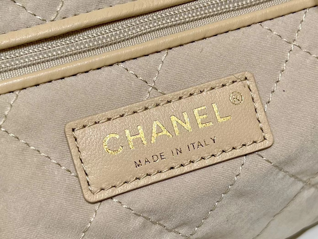 Túi Xách Chanel 22BAG AS4486 Màu Trắng