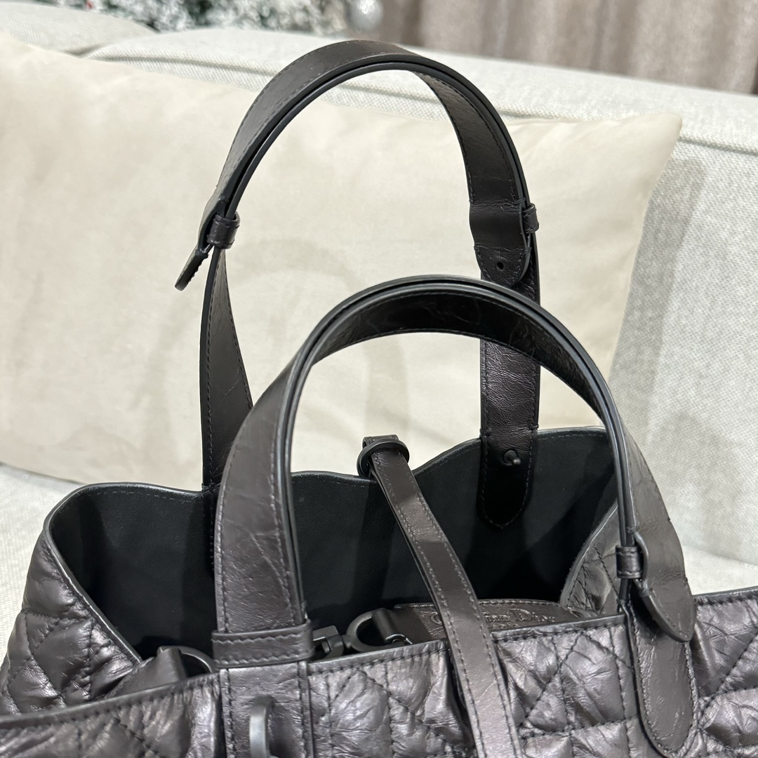 Túi Dior Toujours Nữ Màu Đen 