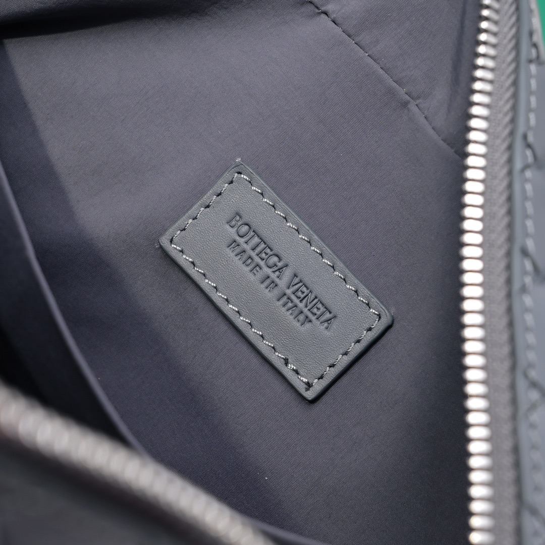 Túi Xách Nam Bottega Veneta 7799 Màu Xám 