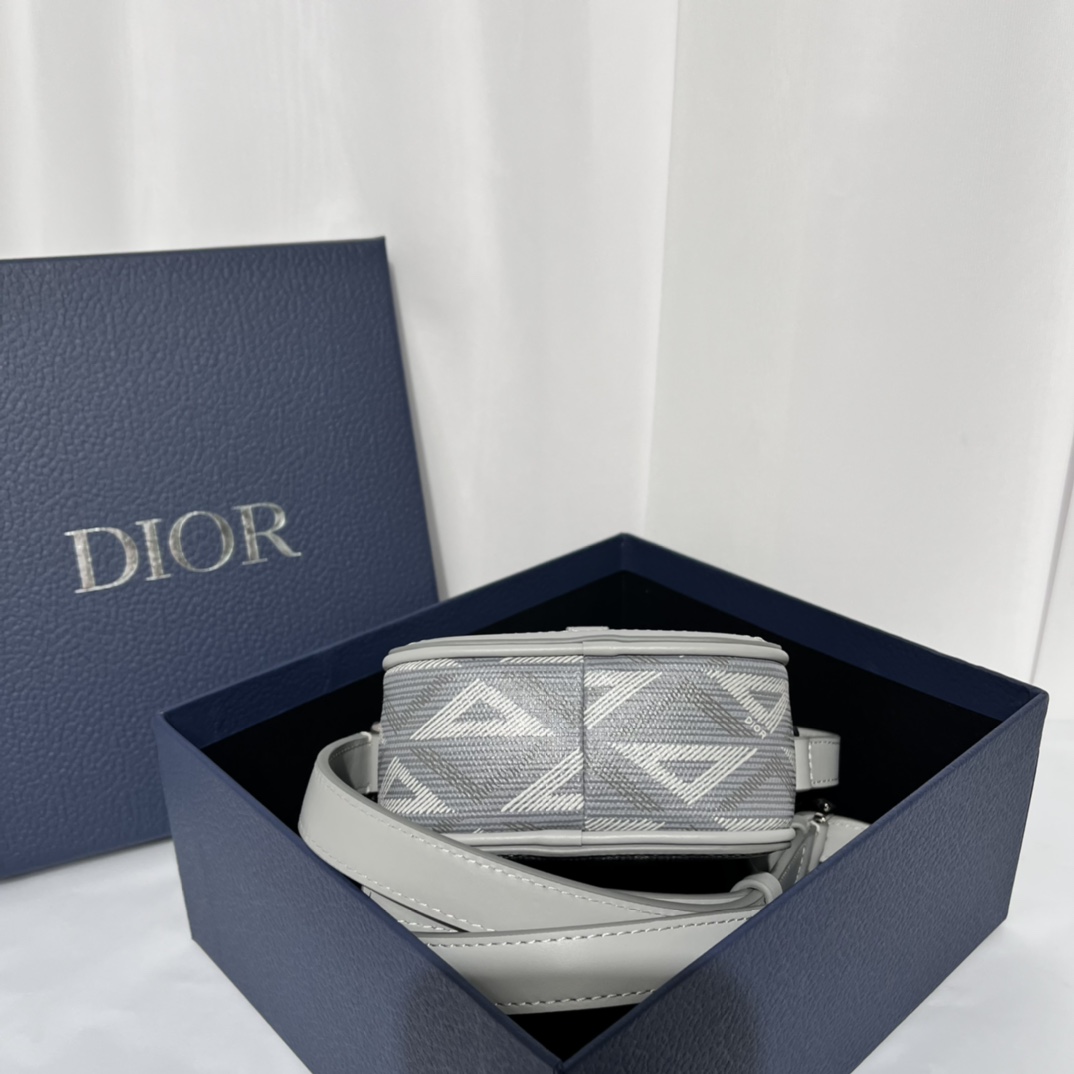 Túi Xách Nam Dior Hit the Road Màu Xám 9945