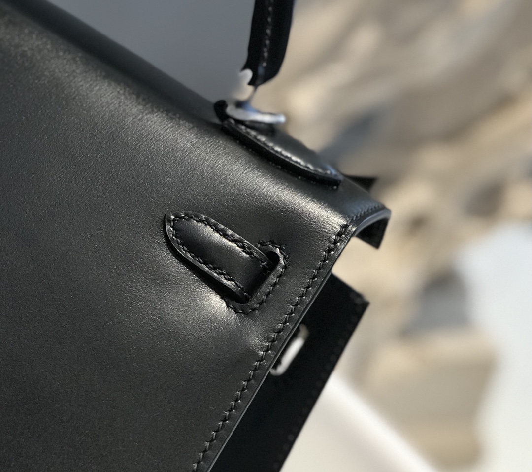 Túi xách hermes kelly box màu đen 