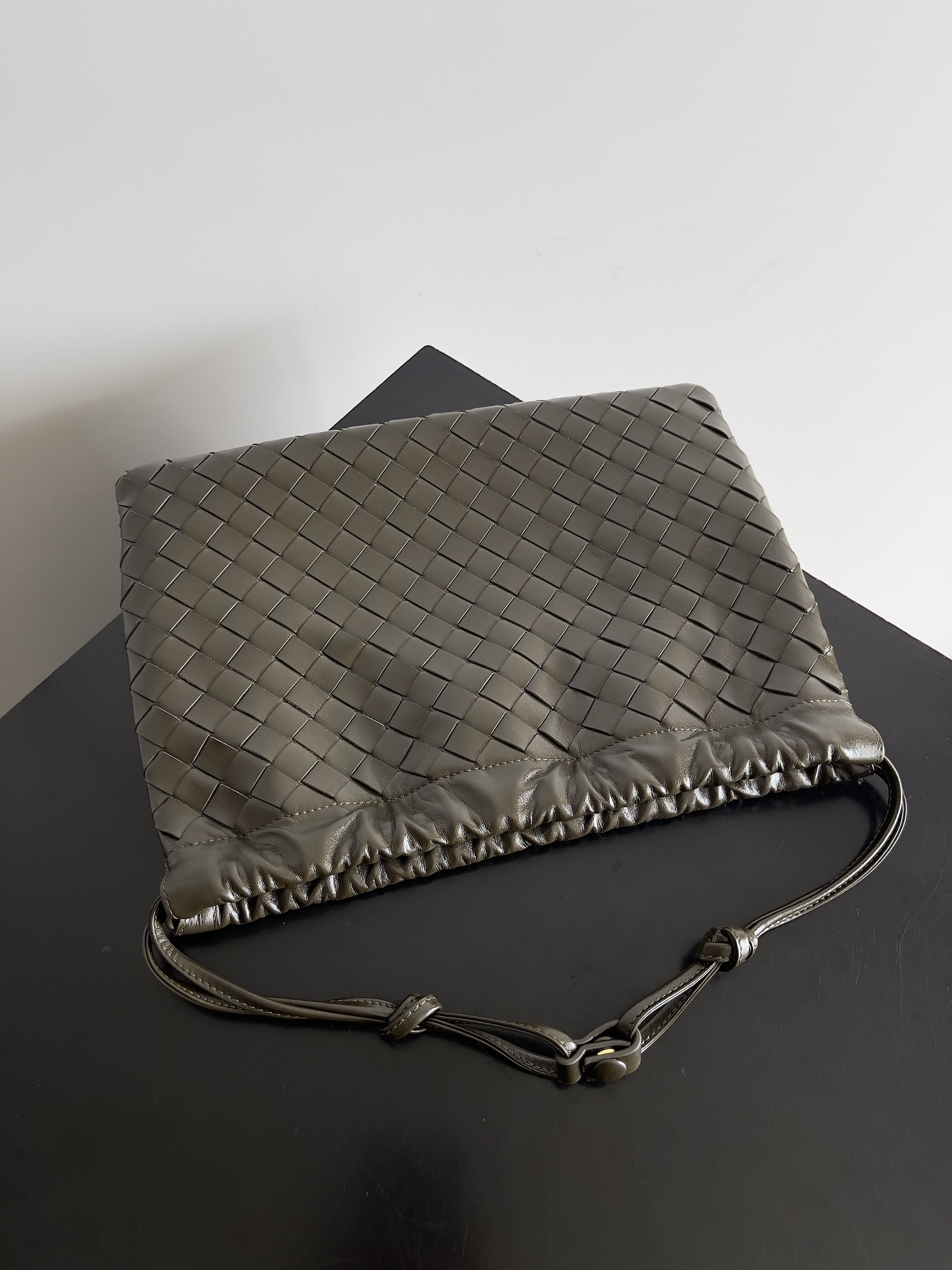Túi Xách Nữ BV Dustbag 796728 Màu Rêu 