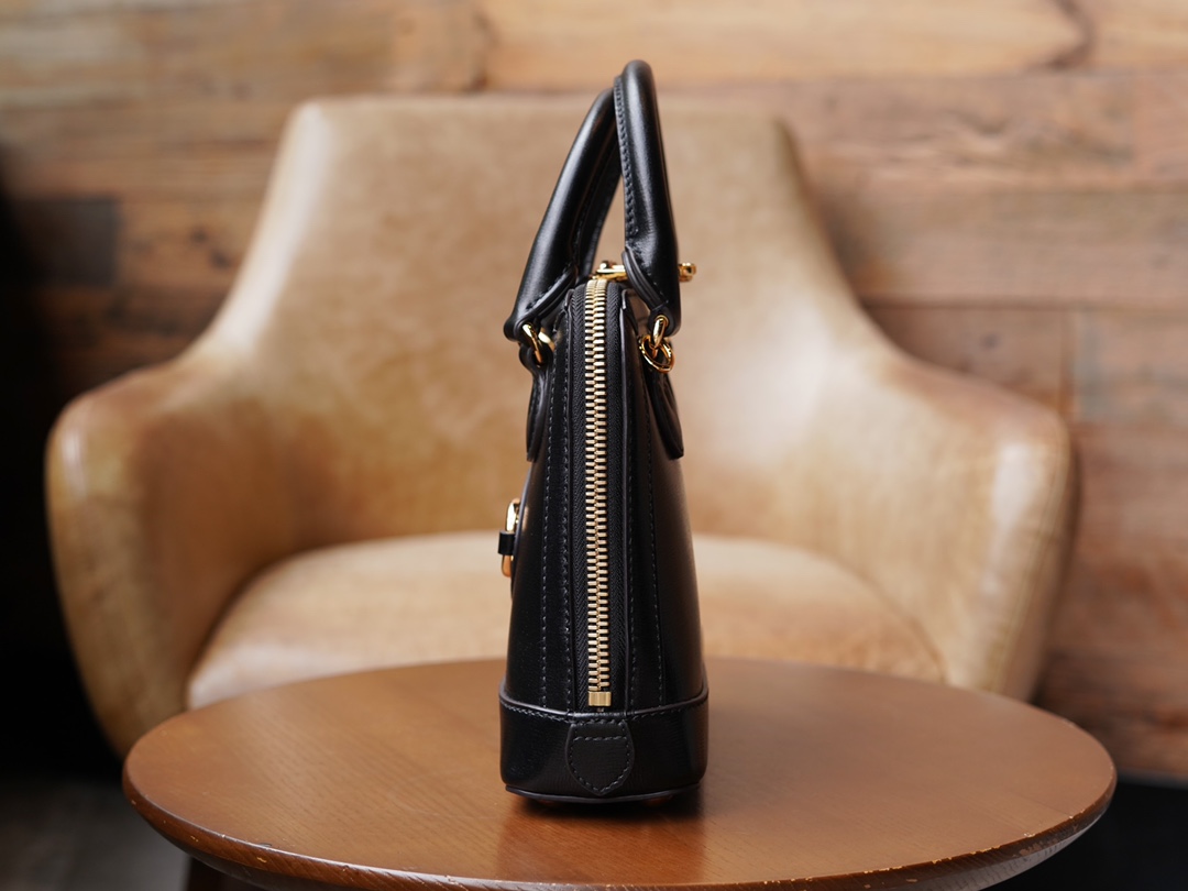 Túi Xách Nữ Mini Gucci Horsebit 1955 640716 Màu Đen 