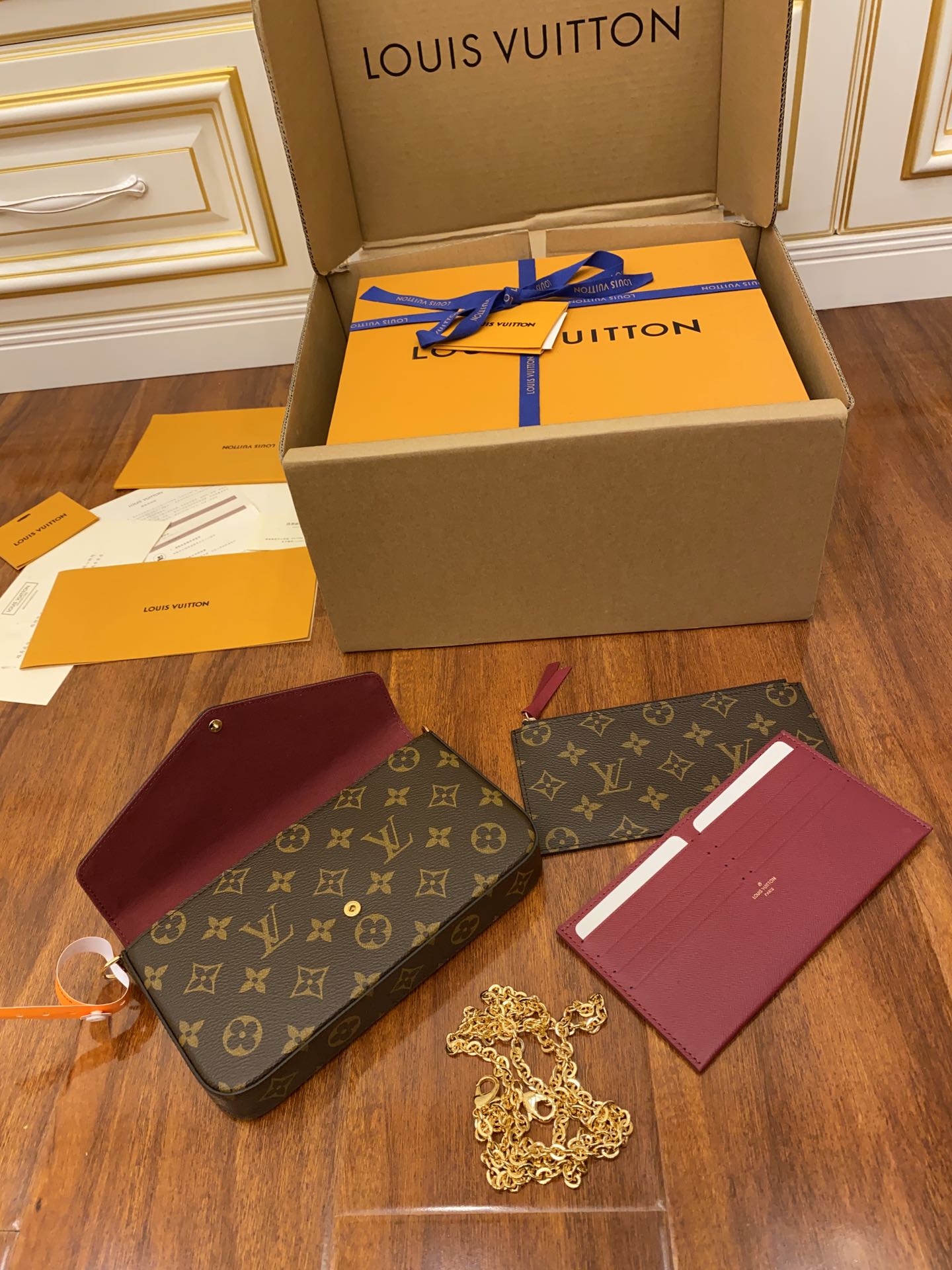 Túi Đeo Chéo Nữ Louis Vuitton LV M61276 Félicie Pochette Monogram Màu Nâu