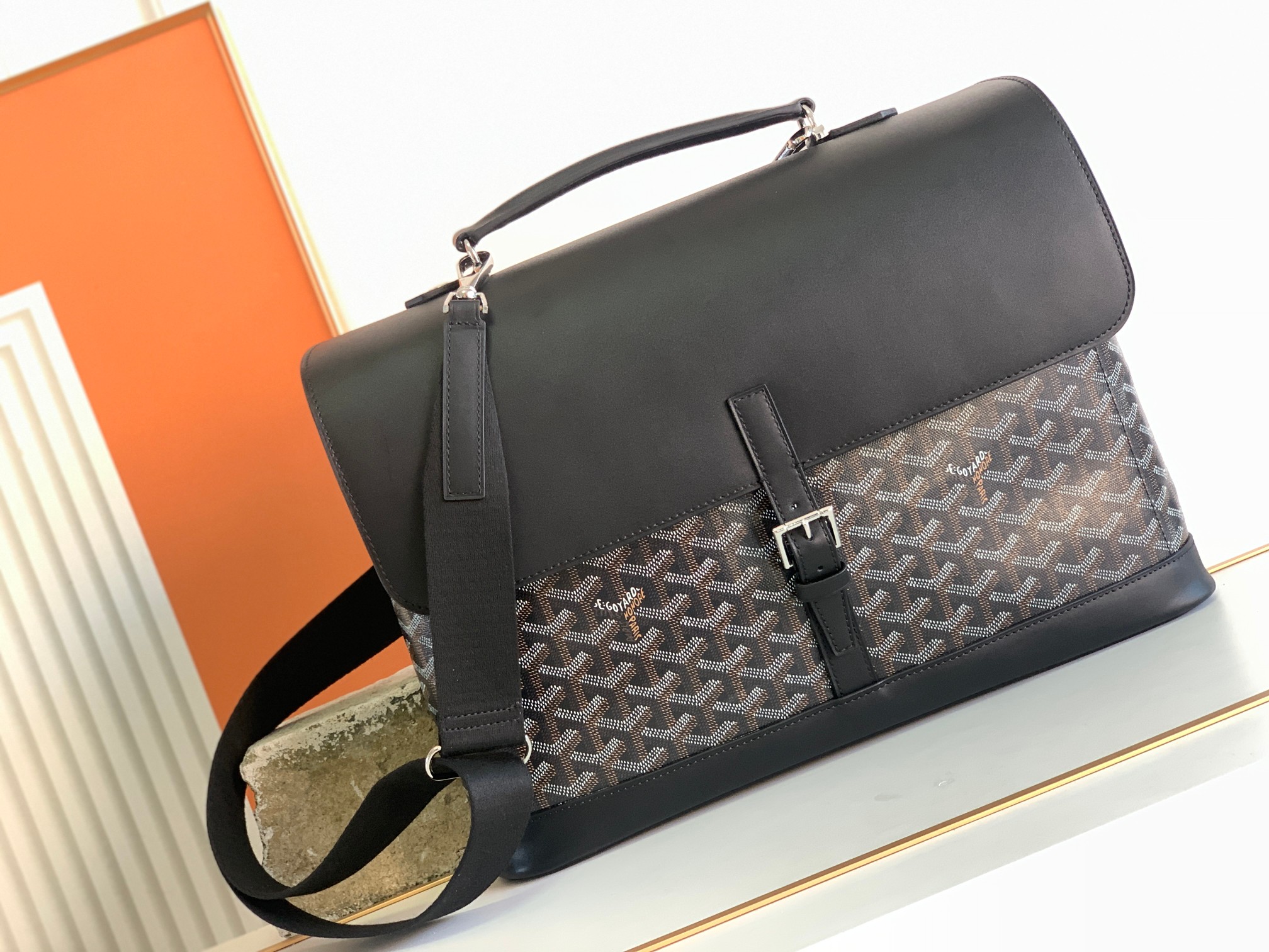 goyard citadin 8029-1 (black)
