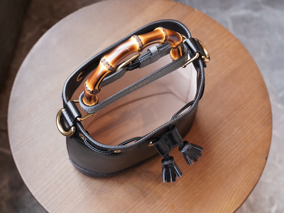 Diana 724667 ( Black)