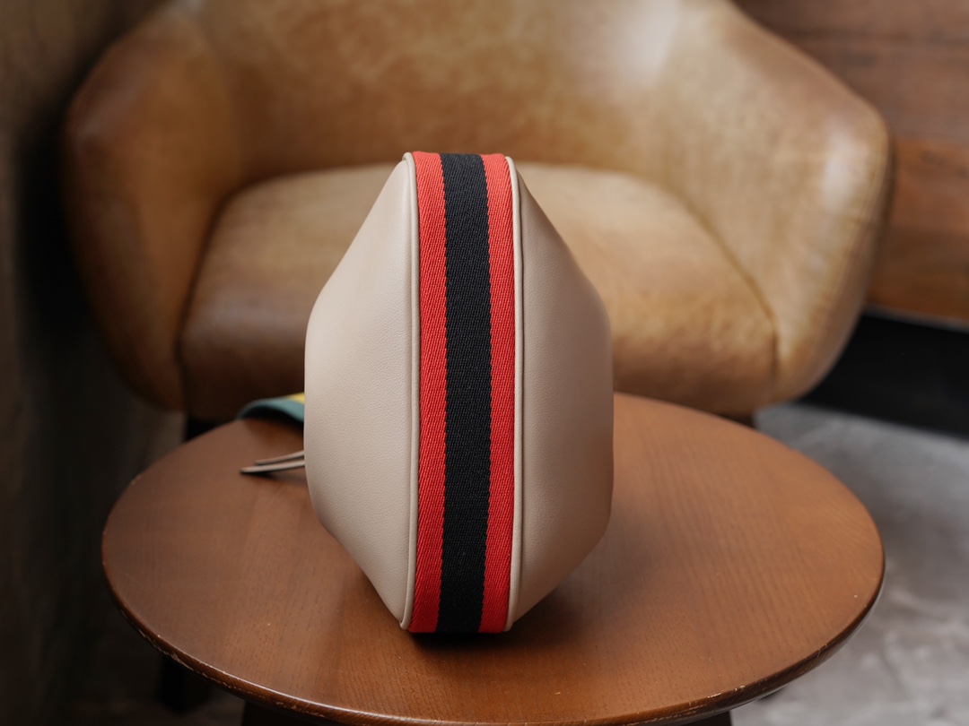 Sac à épaule Gucci Attache petite taille 699409 (brow) 