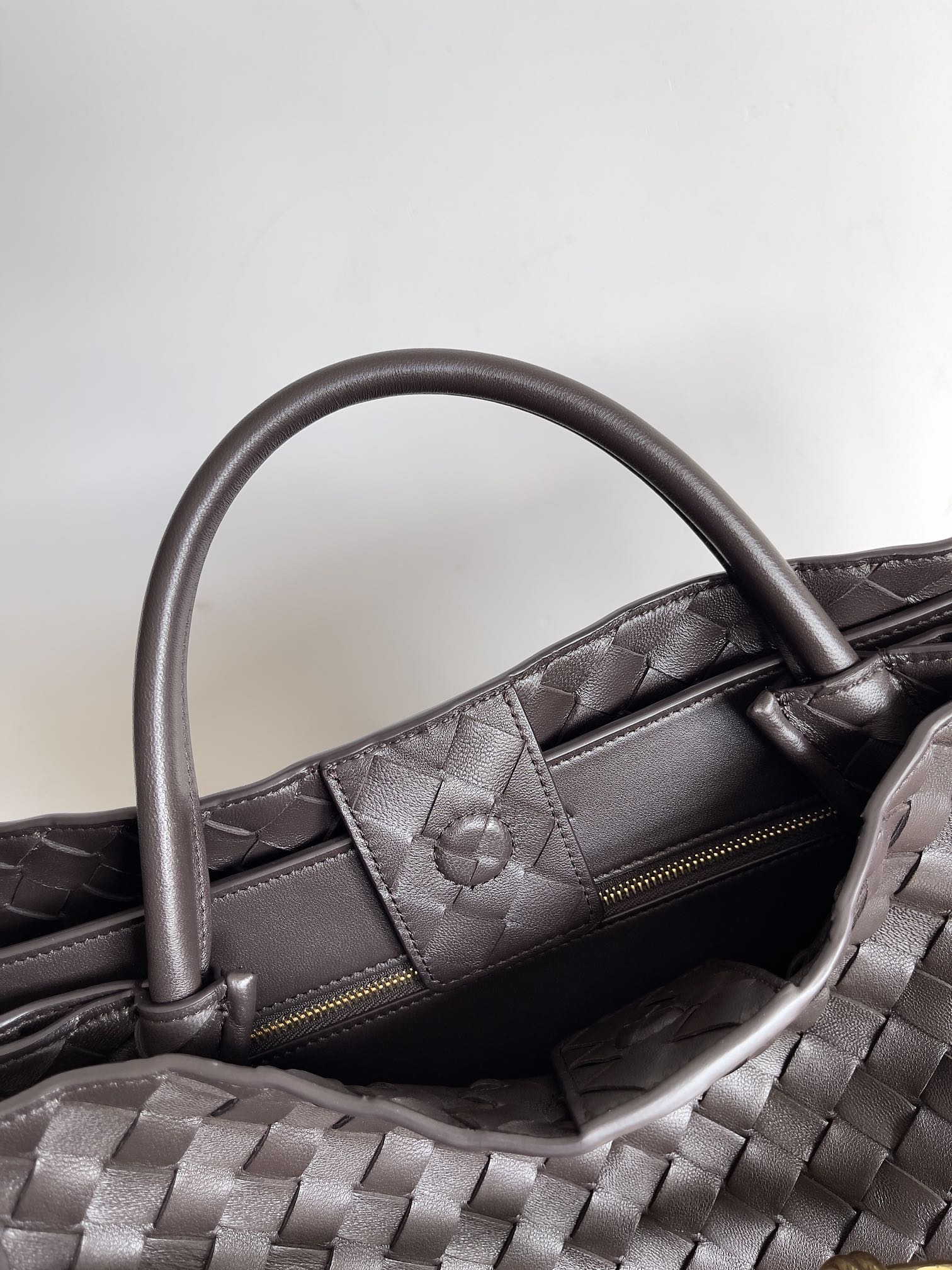 Túi xách nữ bottega veneta màu nâu 743575