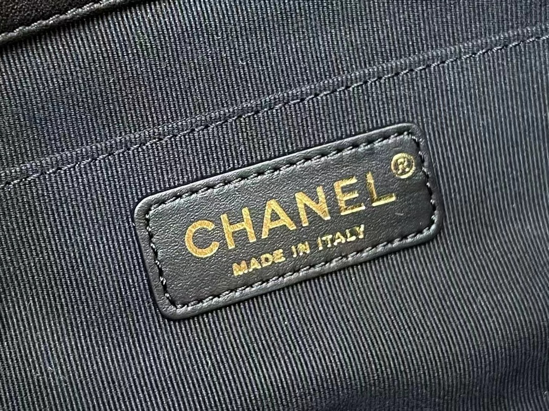 Túi Xách Chanel AP3748 Màu Đen 