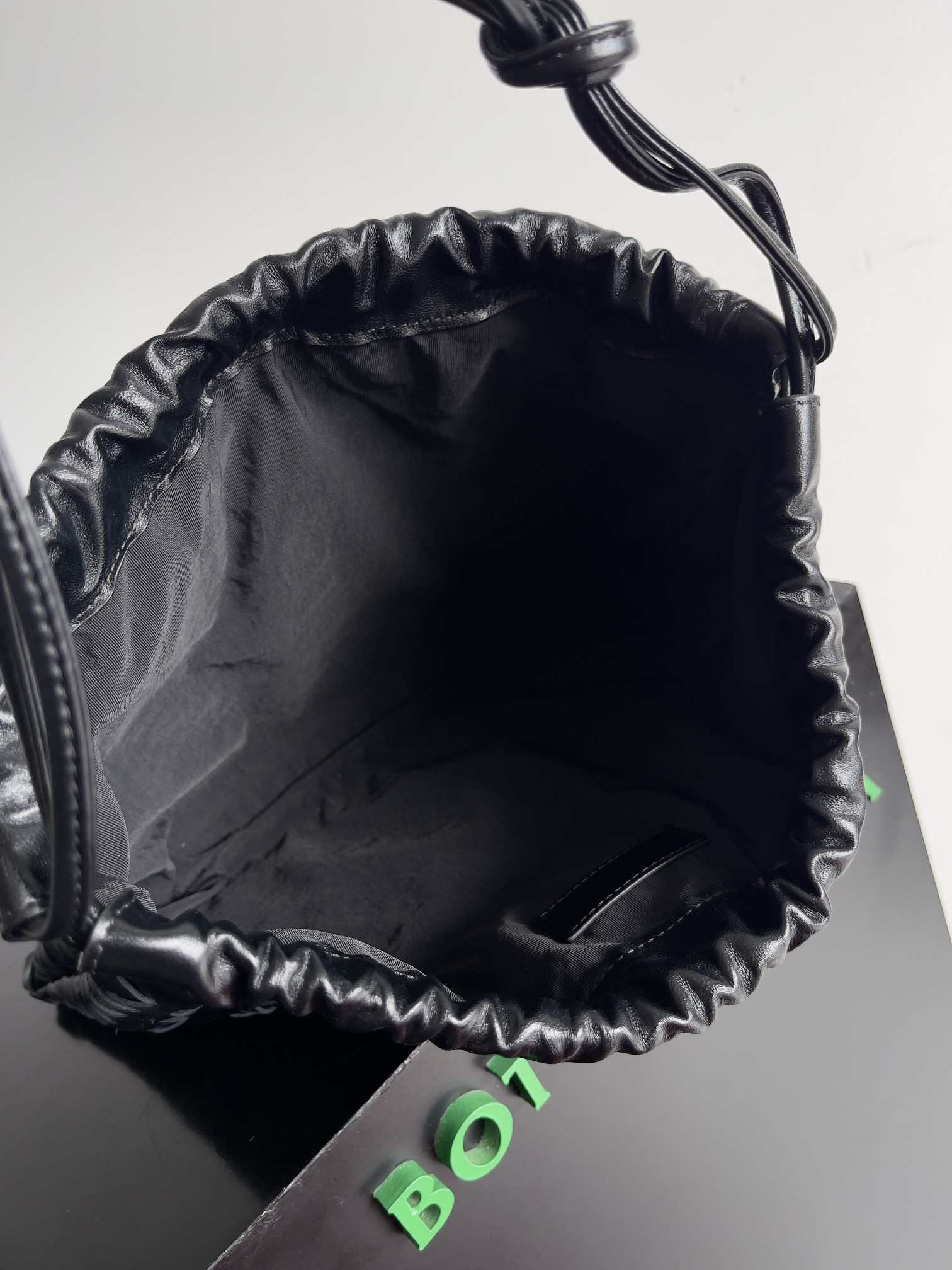 Túi Xách Nữ BV Dustbag 796728 Màu Đen 