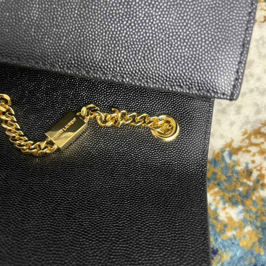 Túi Xách Nữ YSL KATE 377629 Màu Đen Khóa Vàng